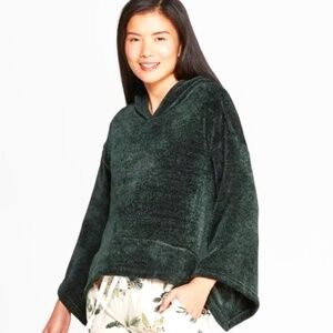 GILLIGAN & O'MALLEY Chenille Green Ribbed Sleepwear Hooded Sweater Top / Medium